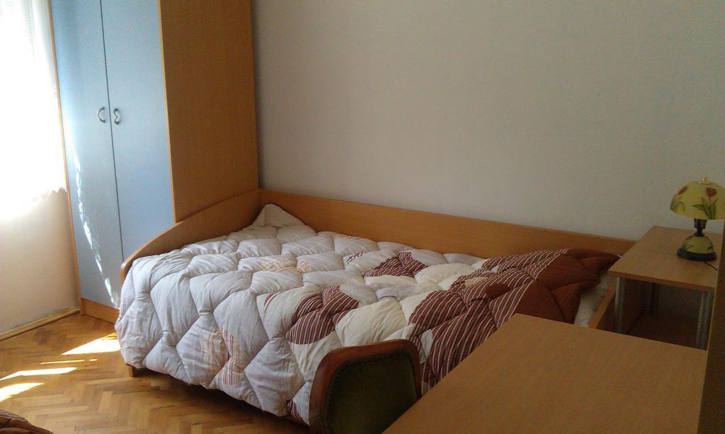 Apartment Perisa Ловран Екстериор снимка