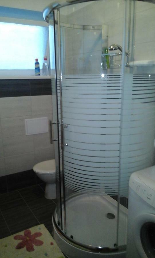 Apartment Perisa Ловран Екстериор снимка
